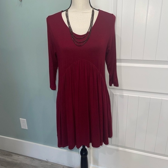 Burgundy solid Babydoll Mini Dress - Picture 4 of 14